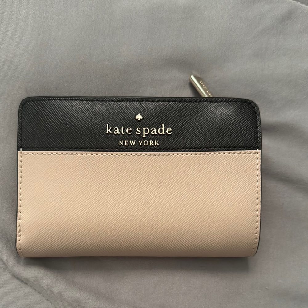 kate spade two-tone black and blush zip wallet